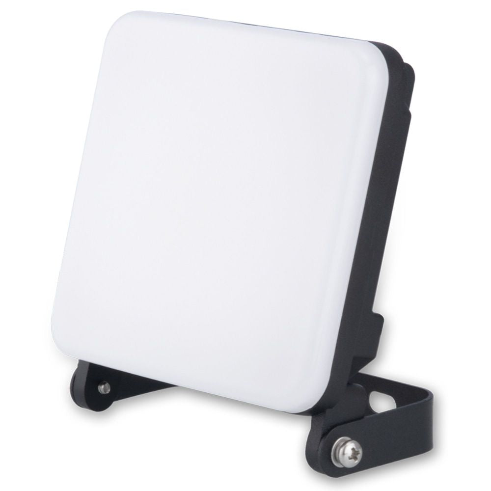 Mercator CHROMA LED Floodlight - Remote-Mercator-Ozlighting.com.au