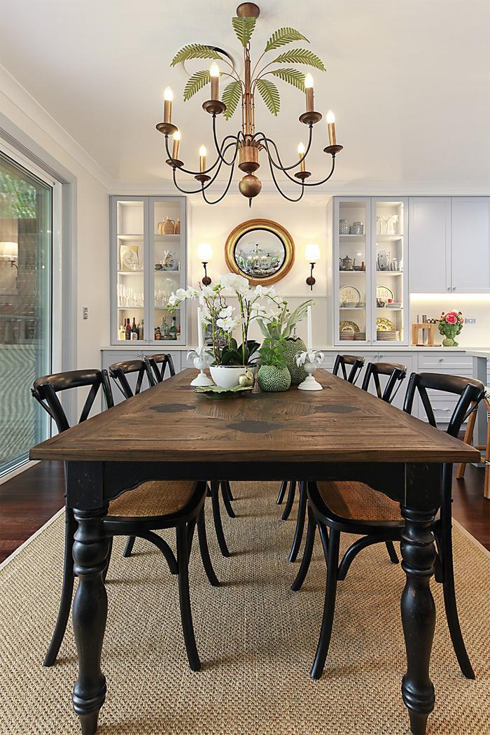 OneWorld Collection PALM LEAVES Iron Chandelier - 8-Light-ONEWORLD COLLECTION-Ozlighting.com.au