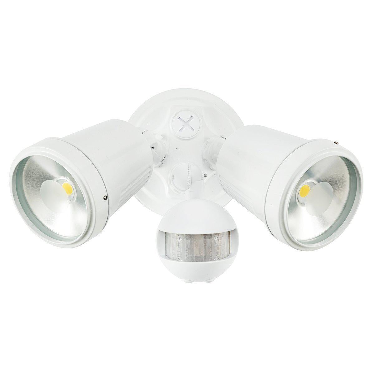 Brilliant HUNTER III Twin Head LED Outdoor Spotlight - 22W, Sensor IP44, 4200K-Brilliant Lighting-Ozlighting.com.au